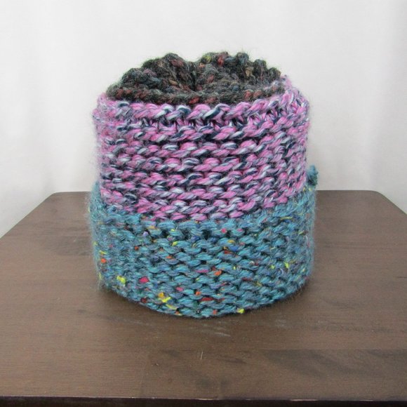 Women's | Crocheted | Stocking Hat | Warm - Picture 3 of 3